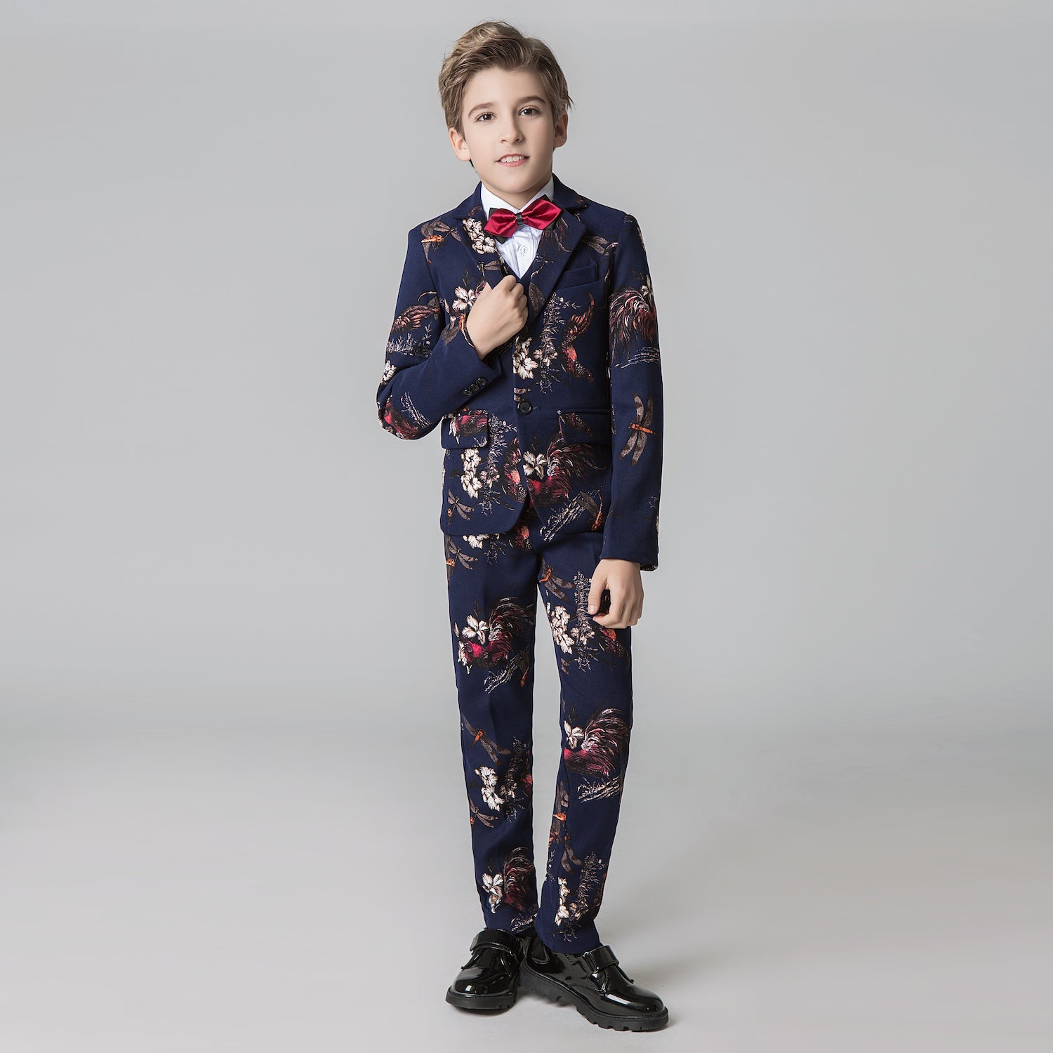 Unique Design Slim Fit Modern 5 Piece Boys Suits Yuanlu